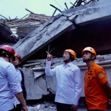 Menag Kunjungi Pesantren Al Khoziny, Tegaskan Upaya Cegah Kejadian Terulang