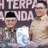 Menteri Abdul Mu’ti Resmikan Sekolah Terpadu Samarinda: Prasasti Baru Pendidikan di Kota Tepian