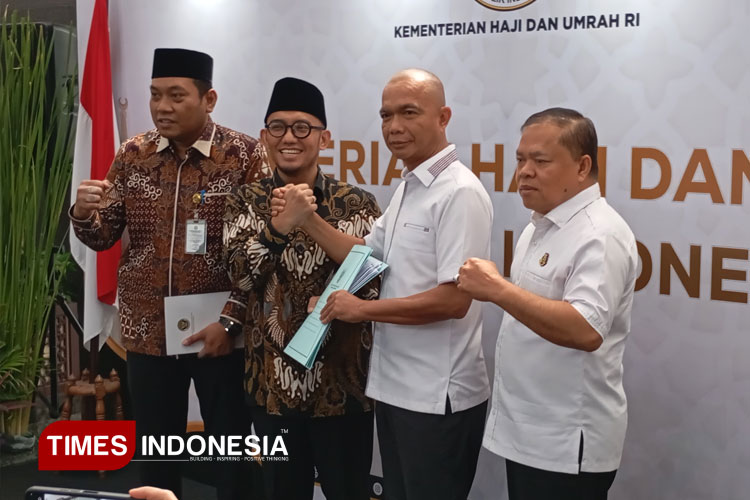 Penyerahan-nama-nama-ASN.jpg