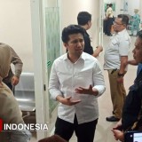 Wagub Jatim Emil Dardak Jenguk Korban Ponpes Al-Khoziny Sidoarjo