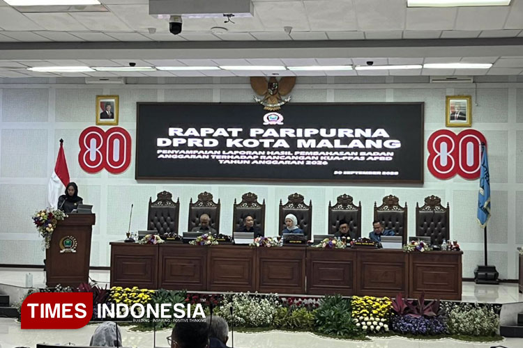 Suasana rapat paripurna di gedung DPRD Kota Malang. (Foto: Rizky Kurniawan Pratama/TIMES Indonesia)
