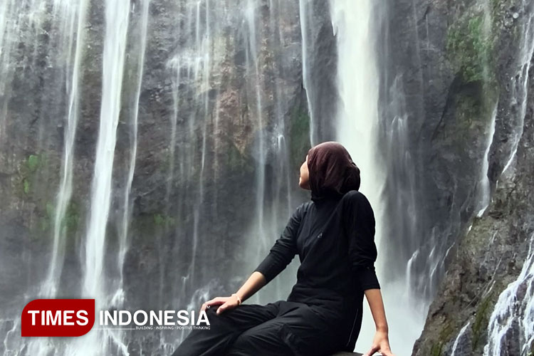 Air-Terjun-Tumpak-Sewu-a.jpg