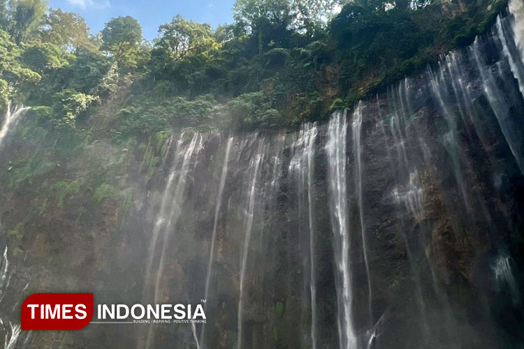 Air Terjun Tumpak Sewu, Niagara di Kaki Gunung Semeru yang Memikat Dunia