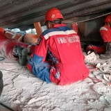 Dramatis! Perjuangan Tim Rescue Surabaya Selamatkan Santri Korban Reruntuhan Ponpes Al Khoziny