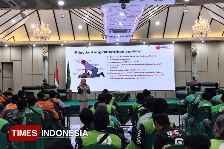 Ojol dan Kelompok Rentan di Mojokerto Teredukasi Bantuan Hidup Dasar