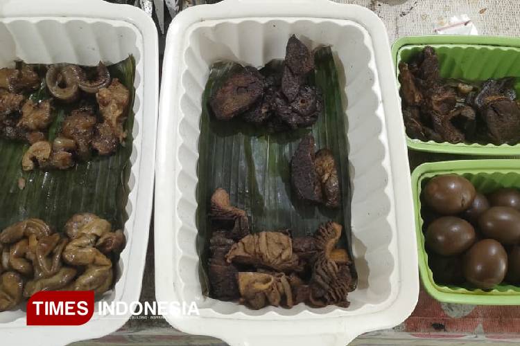 hidangan-khas-Kota-Pati-yang-mulai-menjamah-Kota-Malang-b.jpg