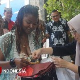 Keren! Aston Banyuwangi Libatkan Warga Binaan Lapas Jadi Guru Membatik