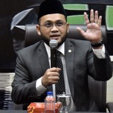 Membangun Demokrasi Hibrid, Menegaskan Peran Daerah dalam Sistem Ketatanegaraan