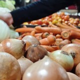 Harga Pangan Melonjak, Ekonom UGM Ingatkan Ancaman Inflasi dan Dampaknya ke UMKM