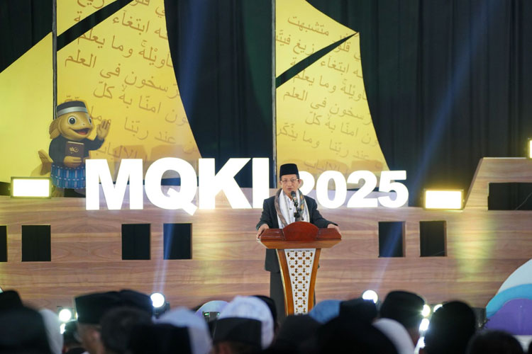 Menag memberikan sambutan pada Pembukaan MQK Internasional 2025. (FOTO: dok. Kemenag)