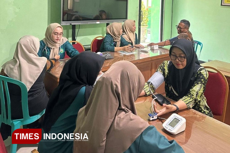 pemeriksaan-kesehatan.jpg