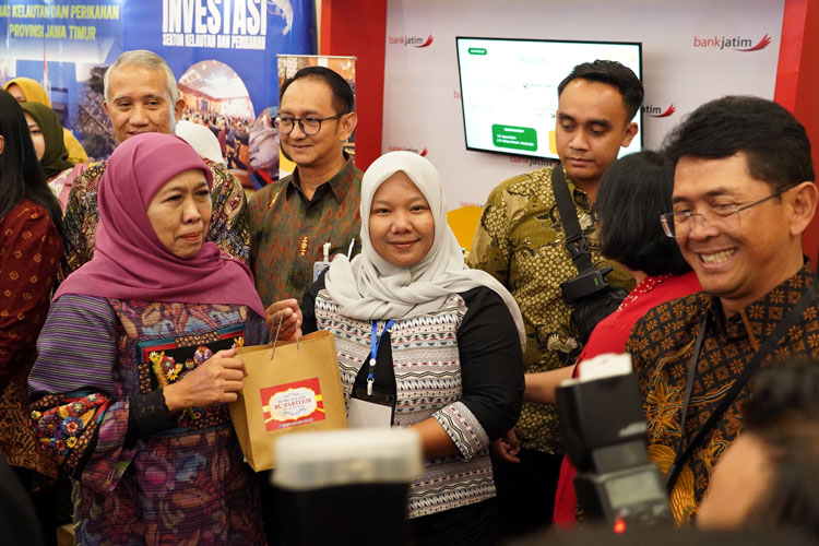 Gubernur-Khofifah-dan-Bank-Jatim.jpg