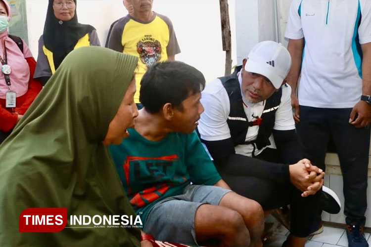 Lepas Atribut Dinas, Bupati Probolinggo Temui Warga Sambil Bersepeda