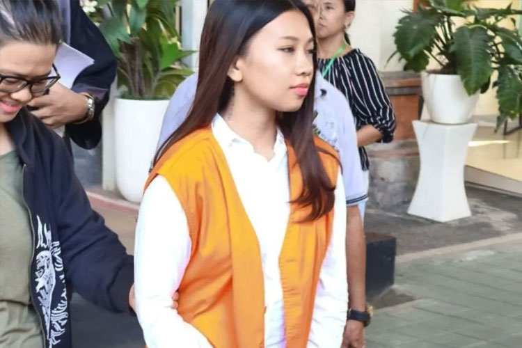 Kejari Denpasar Tuntut Selebgram 2,5 Tahun Penjara atas Kasus Promosi Judi Online