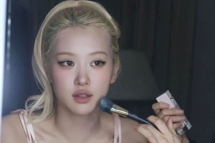 Waduh Rose BLACKPINK jadi Korban Rasis di Prancis