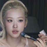 Waduh Rose BLACKPINK jadi Korban Rasis di Prancis