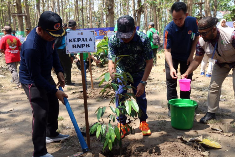 PRB 2025 BNPB RI Tanam 4.075 Bibit Pohon, Warisan Masa Depan Tangkal Bencana