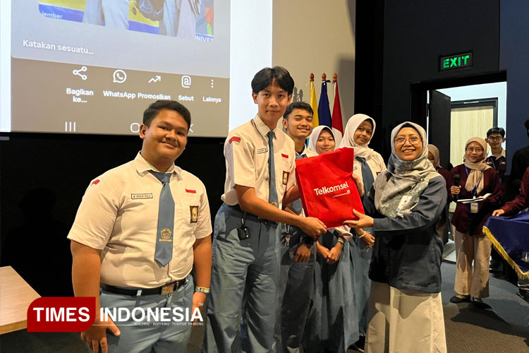 seminar-kesehatan-mental-remaja-di-KCM-3.jpg