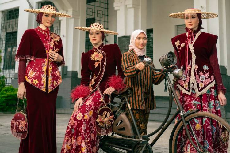 Terinspirasi Batik Surabaya, Gita Orlin Hadirkan “Culture Highclere