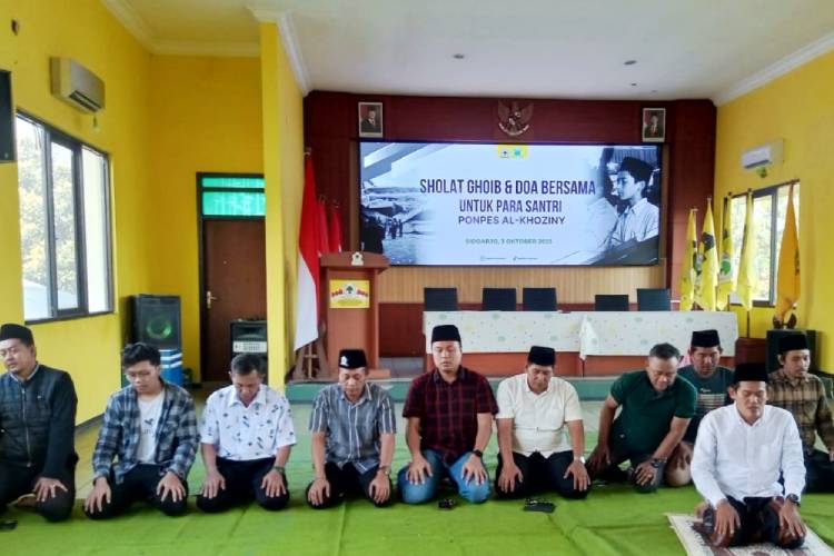 Golkar Sidoarjo Gelar Salat Gaib dan Doa Bersama untuk Korban Ponpes Al Khoziny