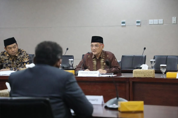 Menteri Haji dan Umrah Mochamad Irfan Yusuf bertemu dengan pimpinan KPK bahas pencegahan korupsi terkait penyelengaraan haji. (Foto: KPK)