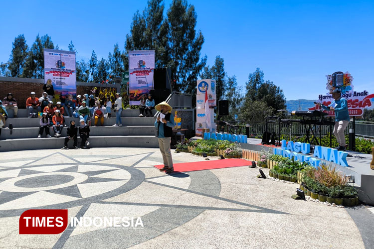 Seruni-Point-Bromo-2.jpg