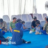Duka di RS Bhayangkara, Keluarga Menanti Kepastian Korban Tragedi Ponpes Al-Khoziny