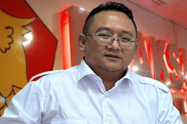 Wakil ketua DPC Gerindra Banyumas Adhi Wiharto ingatkan Pemkab Banyumas agar lebih proaktif terhadap program nasional dari Presiden RI, Minggu (5/10/2025).