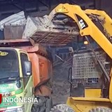 HIPMI Sidoarjo Turunkan Alat Berat Bantu Percepatan Evakuasi Korban Tragedi Al Khoziny
