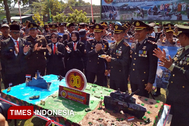 HUT-TNI-di-Kediri-a.jpg