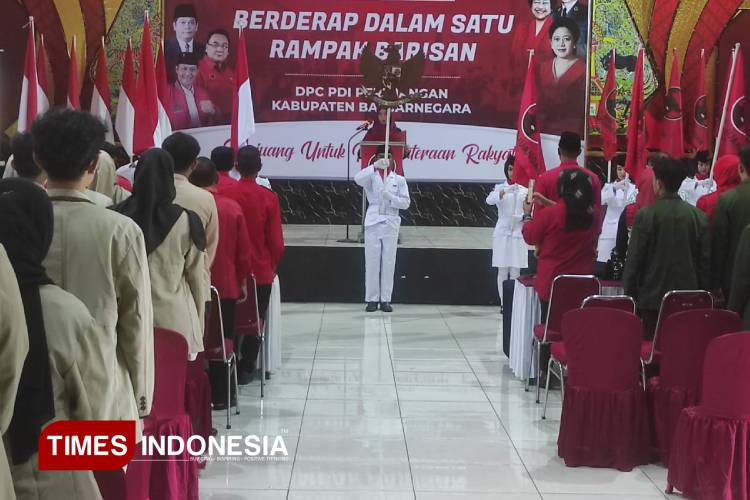 Ketua-DPC-PDI-Perjuangan-Banjarnegara-b.jpg