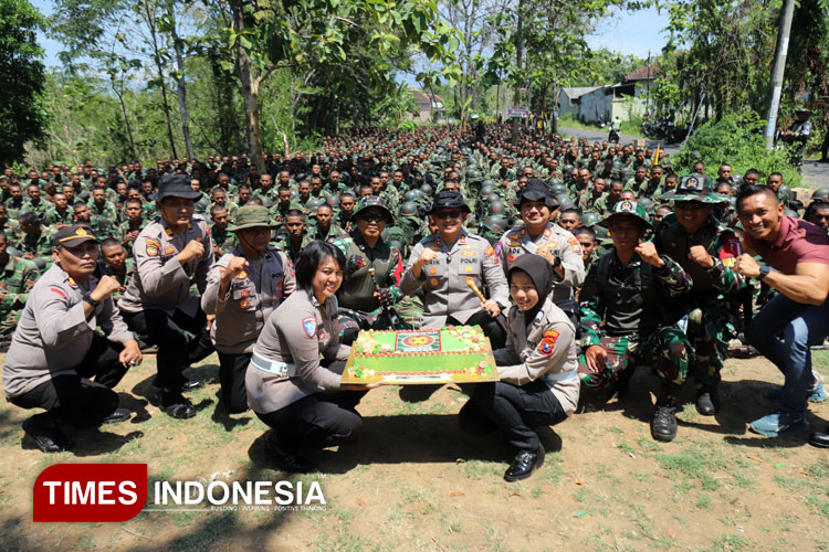 Soliditas Tanpa Batas, Polres Magetan Beri Kejutan Spesial di Momen HUT ke-80 TNI