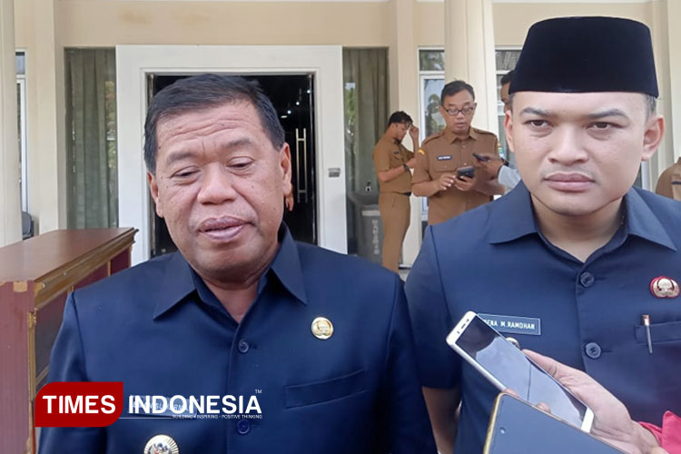 Bupati dan Wakil Bupati Majalengka, H Eman Suherman-Dena M Ramdhan. (FOTO: Jaja Sumarja/TIMES Indonesia)