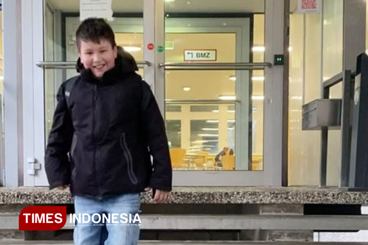 Friedrich Wendt after his class at University of Münster. (Photo: Sylvia for TIMES Indonesia)