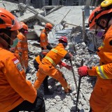 BNPB Perkirakan Ada 13 Korban yang Masih Tertimbun
