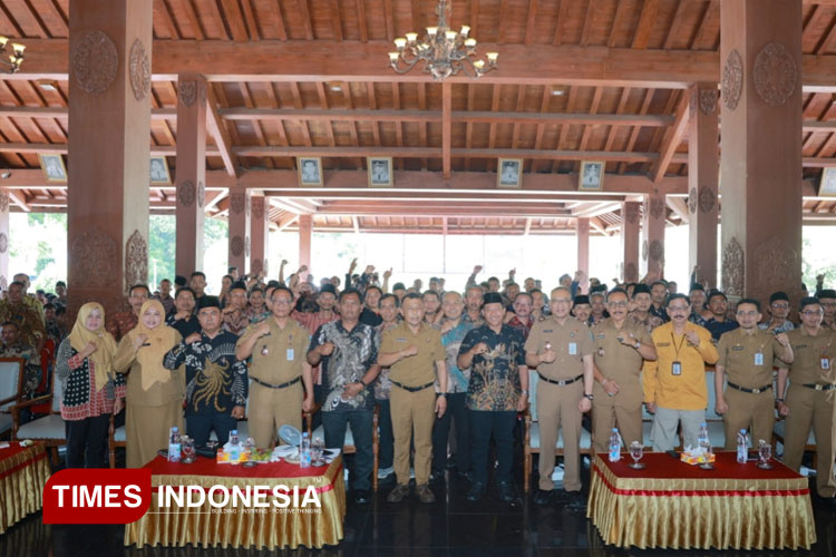 Bupati-Ponorogo-Sugiri-3.jpg