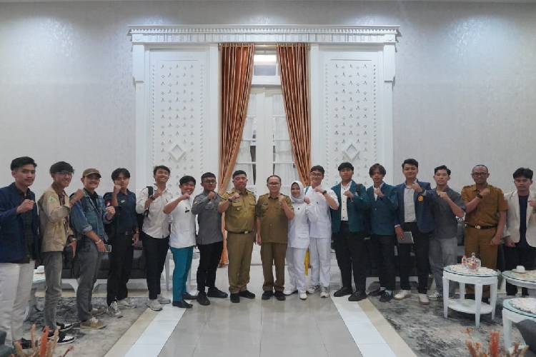 Akui Banyak Masalah Kompleks, Bupati Garut Berharap Kolaborasi Aktif Mahasiswa