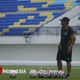 Persela Lamongan Berpisah dengan Aji Santoso, Suporter Soroti Keputusan Manajemen