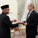 Presiden Iran Tekankan Persatuan Negara Muslim Hadapi Israel Saat Menerima Dubes RI