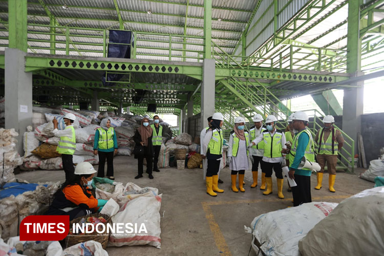 TPS 3R Karetan Banyuwangi Bakal Kelola 160 Ton Sampah per Hari