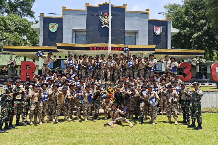 Karakter Tangguh Aparatur Desa Cianjur Terbentuk dalam Kawah Candradimuka Yonif 300/Brajawijaya