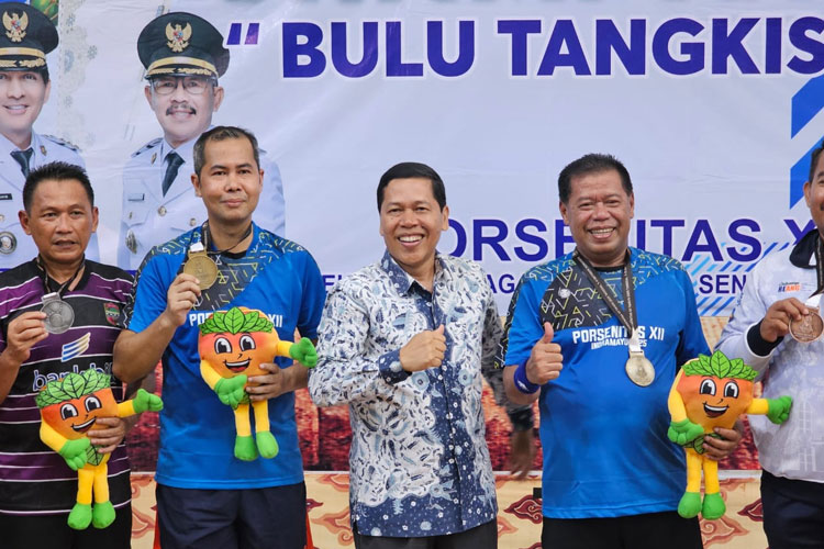 Bupati Majalengka Persembahkan Emas Perdana, Jadi Teladan Sportivitas di Ajang Porsenitas XII Indramayu