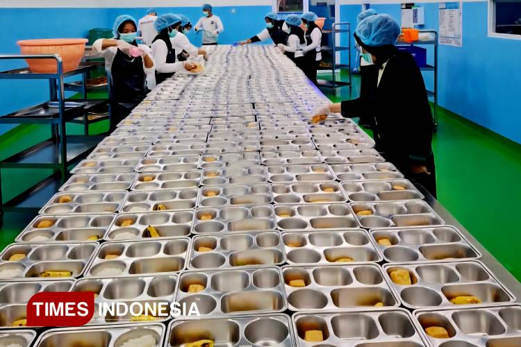 Dapur MBG Katumiri Cihanjuang Bandung Barat Jadi Contoh Nyata Dapur Sehat dan Bergizi