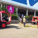 Kebakaran Dapur Restoran Solaria di Mal Ciplaz Klender Diduga Korsleting Chiller