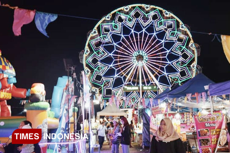 permainan-dan-kuliner-Malang-Food-Fest-Carnival-a.jpg