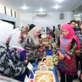 Khofifah Dorong SMA Double Track Jadi Gerakan Ekonomi Kreatif