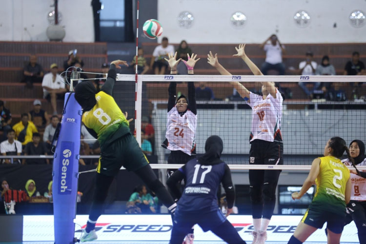 Final Four Livoli Divisi Utama 2015 , Diperkuat Megawati Bank Jatim Tumbang Atas Juara Bertahan Petrokimia