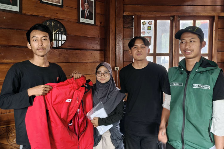 HiJack, Jaket Cerdas Penjaga Nyawa di Gunung Karya Mahasiswa Polinema Malang
