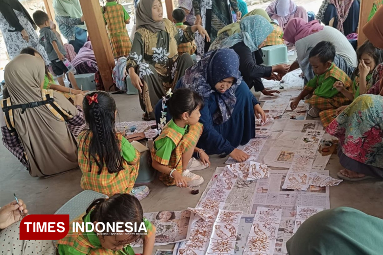 Batik-Sendang-Lamongan.jpg