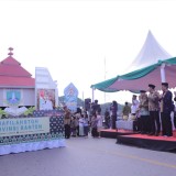 Momen Ribuan Warga Kendari Antusias Saksikan Pawai Ta'aruf STQH Nasional ke-28